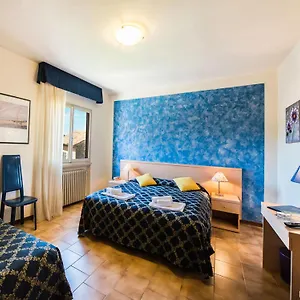 ** Hotel Albergo Centrale Italia